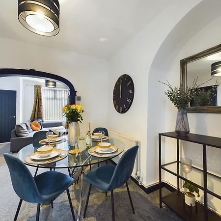 Charming Apartments - Cosy Retreat - Short Drive To City Centre - Free Parking Liverpool Exteriér fotografie