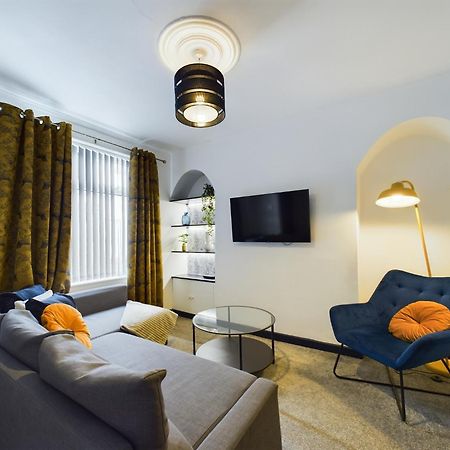 Charming Apartments - Cosy Retreat - Short Drive To City Centre - Free Parking Liverpool Exteriér fotografie