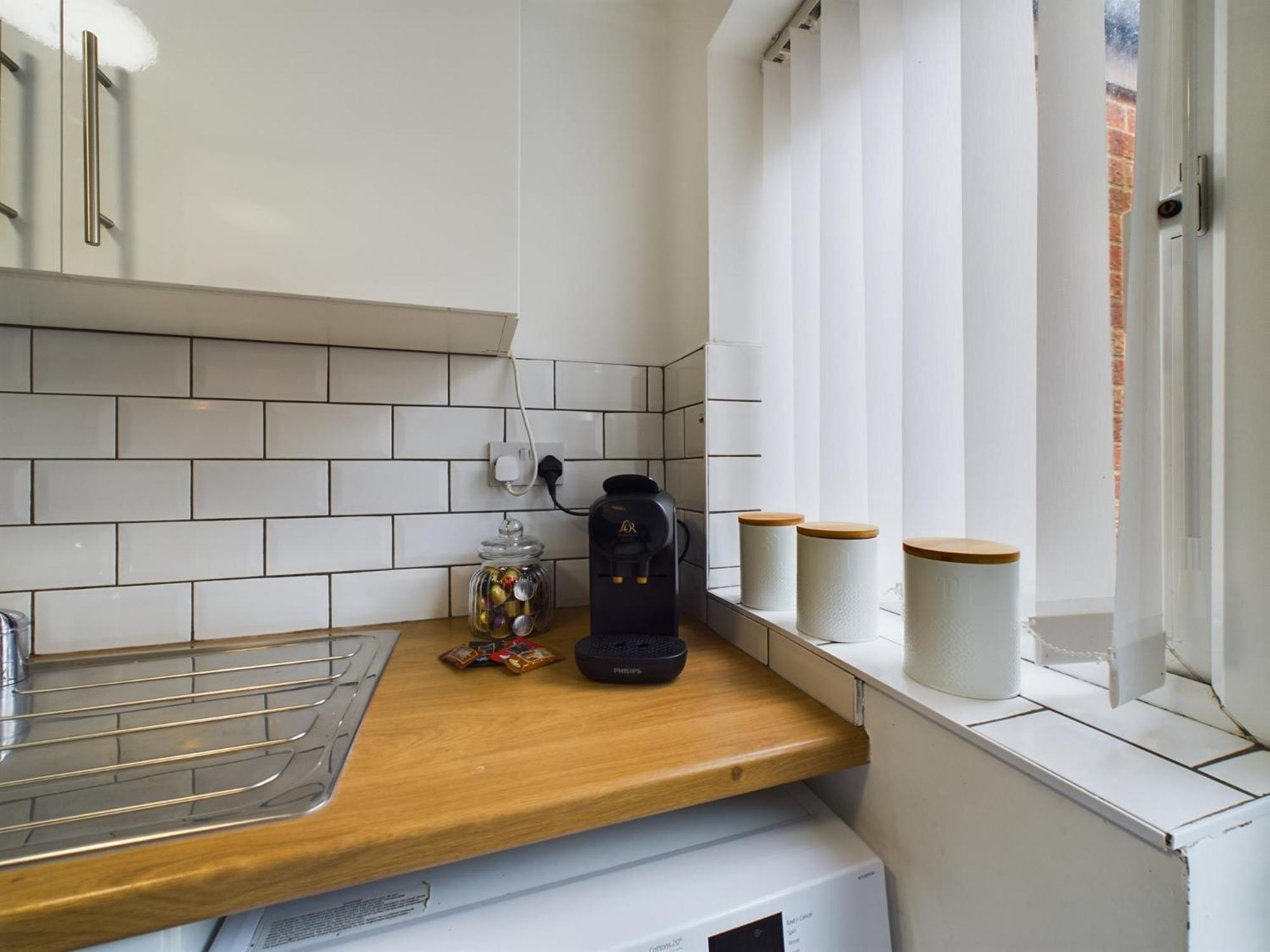 Charming Apartments - Cosy Retreat - Short Drive To City Centre - Free Parking Liverpool Exteriér fotografie